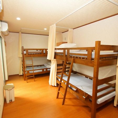 Guest House Na-No-Hana - Hostel, Caters To Women Kyoto Bagian luar foto